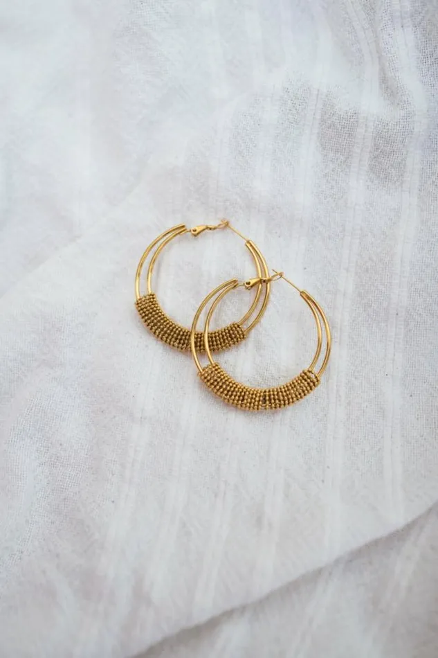 Easy Clothes Golden Juana Earrings Jewelry and Accessories Earrings Easy Clothes Golden Juana Earrings Jewelry and Accessories Earrings