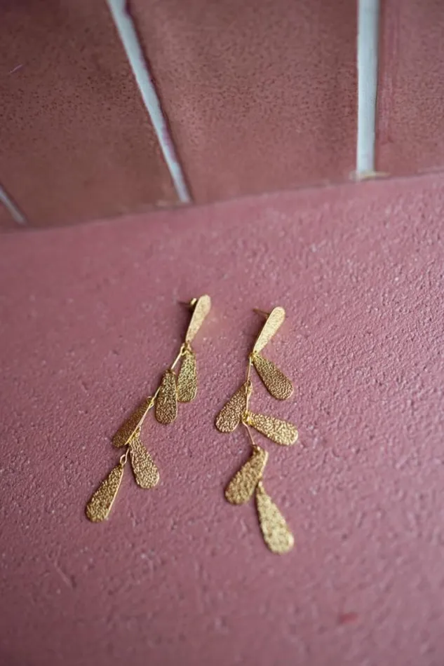 Easy Clothes Golden Kacy Earrings Jewelry and Accessories Earrings Easy Clothes Golden Kacy Earrings Jewelry and Accessories Earrings