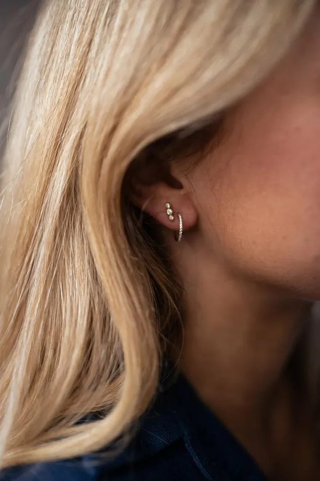 Easy Clothes Golden Lya Piercing Jewelry and Accessories Earrings