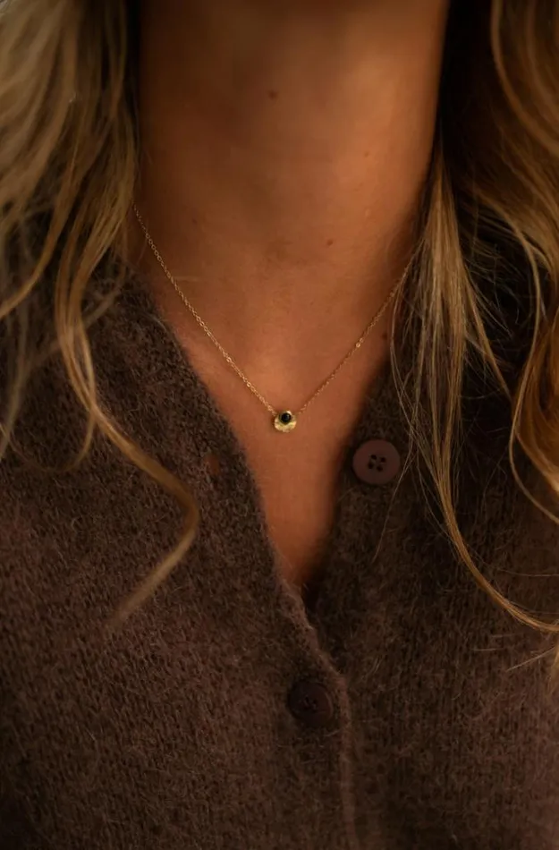 Easy Clothes Golden Reno Necklace Jewelry and Accessories Necklaces Easy Clothes Golden Reno Necklace Jewelry and Accessories Necklaces