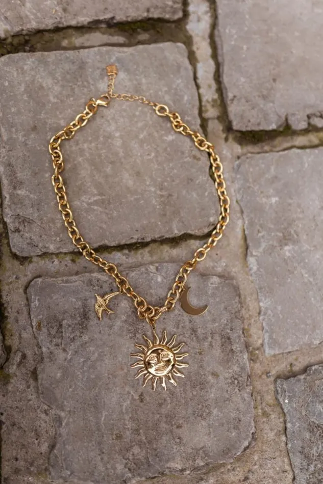 Easy Clothes Golden Sole Necklace Jewelry and Accessories Necklaces Easy Clothes Golden Sole Necklace Jewelry and Accessories Necklaces