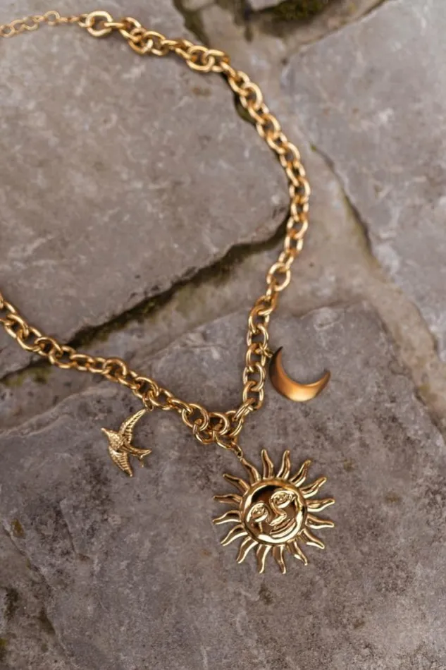 Easy Clothes Golden Sole Necklace Jewelry and Accessories Necklaces Easy Clothes Golden Sole Necklace Jewelry and Accessories Necklaces