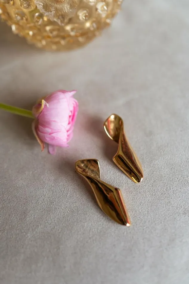 Easy Clothes Golden Sury Earrings Jewelry and Accessories Earrings Easy Clothes Golden Sury Earrings Jewelry and Accessories Earrings