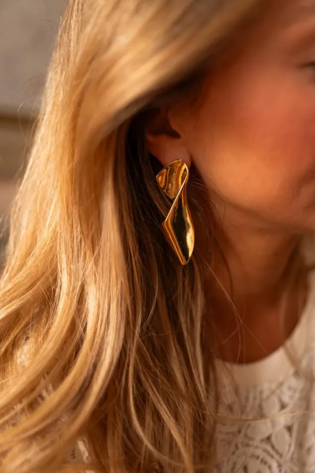 Easy Clothes Golden Sury Earrings Jewelry and Accessories Earrings Easy Clothes Golden Sury Earrings Jewelry and Accessories Earrings