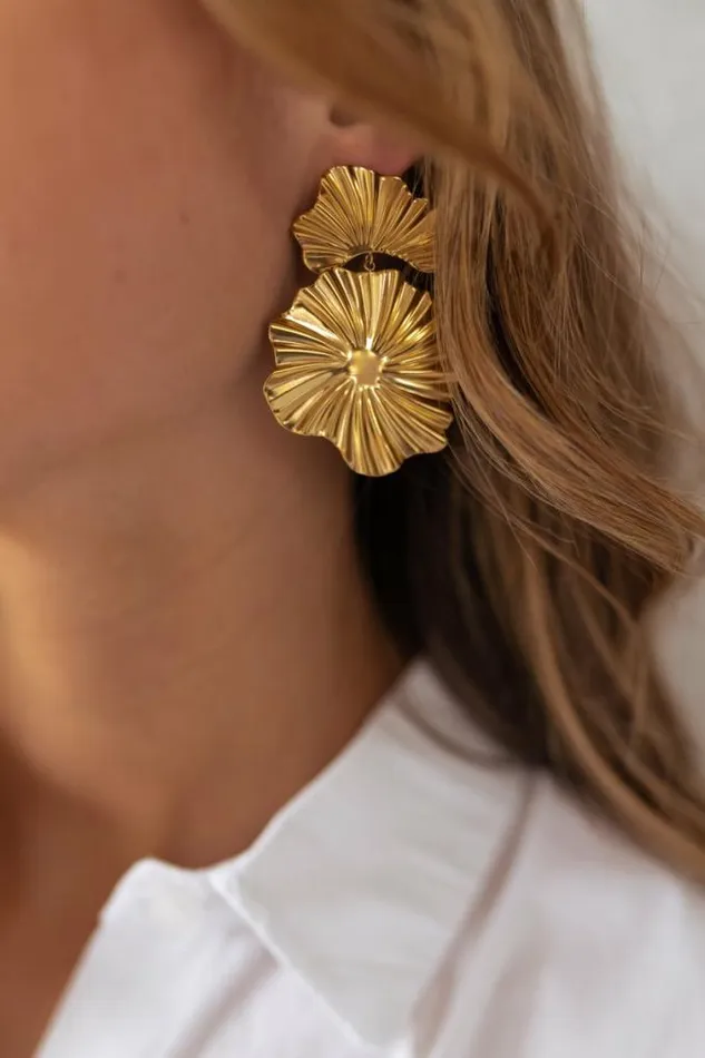 Easy Clothes Golden Vica Earrings Gold Jewelry and Accessories Earrings