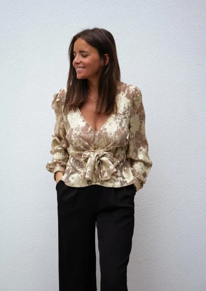 Easy Clothes Golden Victoria Blouse Women039s Clothing Blouses
