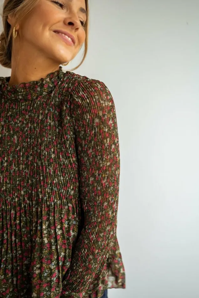 Easy Clothes Green Floral Evolene Blouse Women039s Clothing Blouses