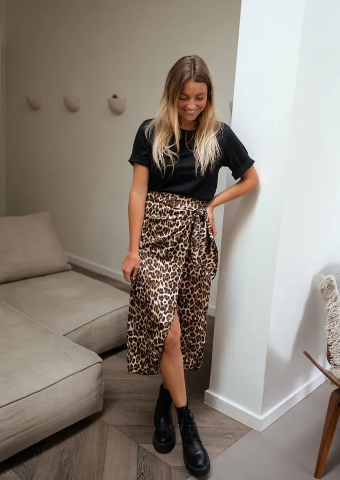 Easy Clothes Leopard Adele Skirt Women039s Clothing Skirts Easy Clothes Leopard Adele Skirt Women039s Clothing Skirts
