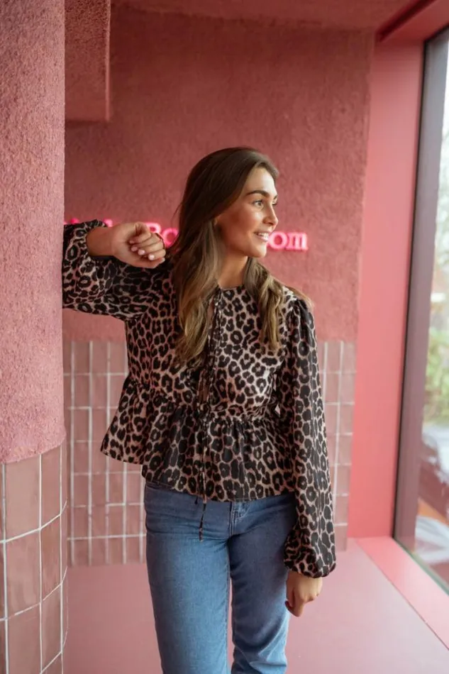 Easy Clothes Leopard Maite Blouse Women039s Clothing Blouses Easy Clothes Leopard Maite Blouse Women039s Clothing Blouses