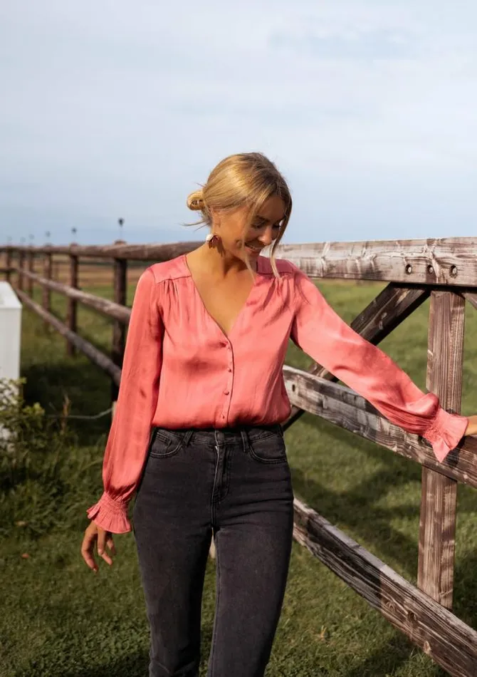 Easy Clothes Old Pink Nadege Blouse Women039s Clothing Blouses