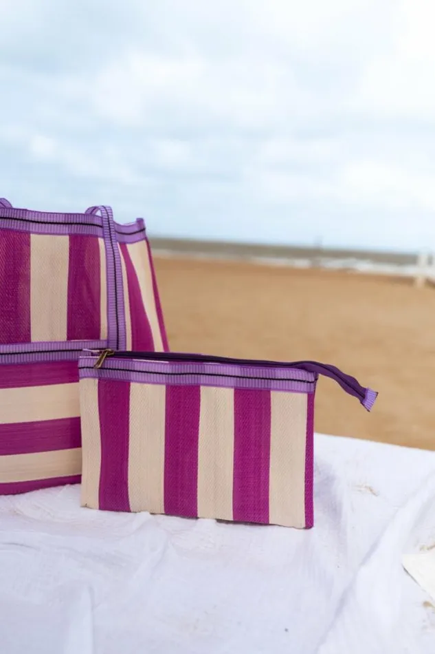 Easy Clothes Pink Striped Taylor Pouch Jewelry and Accessories Handbags