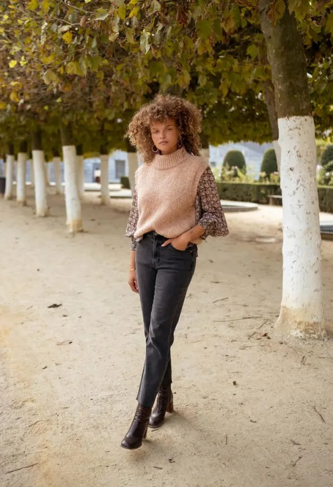 Easy Clothes Sleeveless Grenoble Sweater Women039s Clothing Sweaters