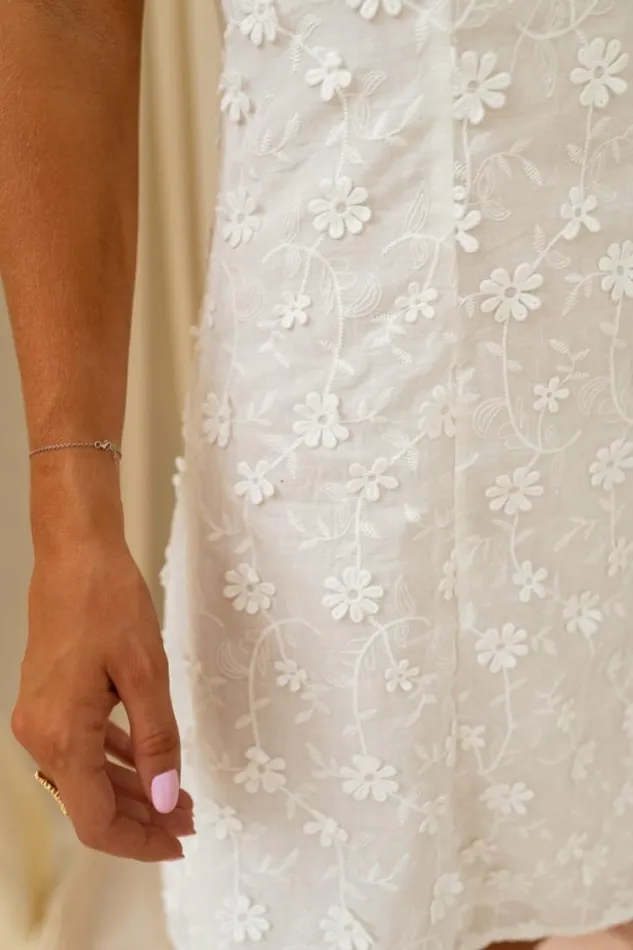 Easy Clothes White Embroidered Myna Dress Women039s Clothing Dresses