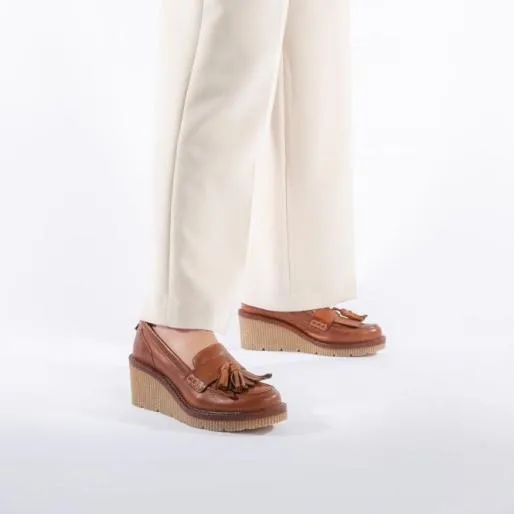 Gisela Tan Leather Women Moda In Pelle Casual Shoes And Trainers