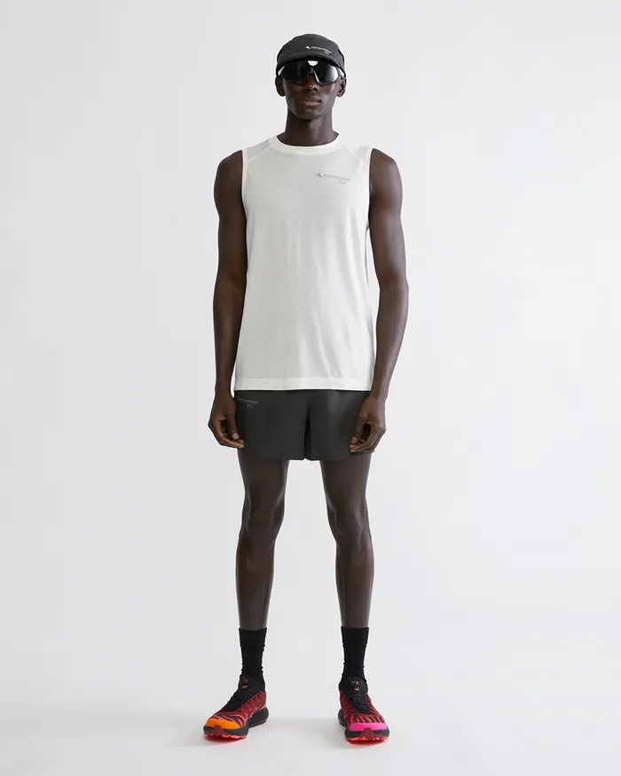 Groa Technical Tank Top Raven Men Klttermusen TShirts