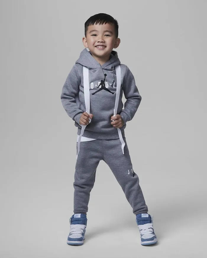Kids Jordan Sustainable Materials Pullover Hoodie Set Carbon Heather Nike Baby and Toddler 03 Years Kids Jordan Sustainable Materials Pullover Hoodie Set Carbon Heather Nike Baby and Toddler 03 Years