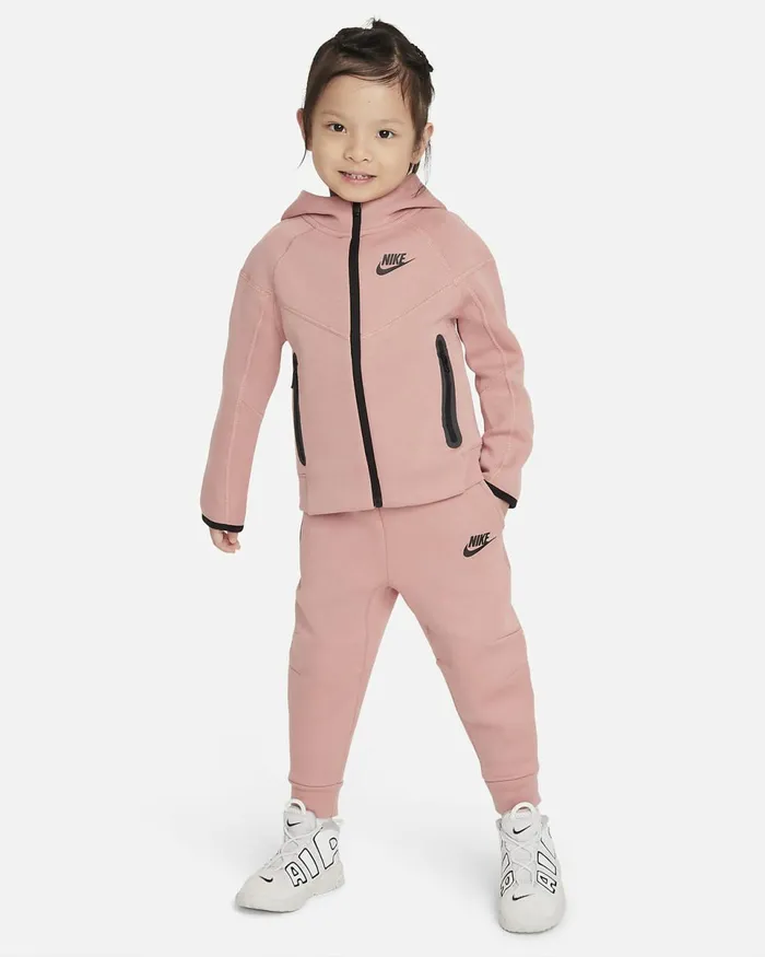 Kids Sportswear Tech Fleece FullZip Set Red Stardust Nike Baby and Toddler 03 Years Kids Sportswear Tech Fleece FullZip Set Red Stardust Nike Baby and Toddler 03 Years