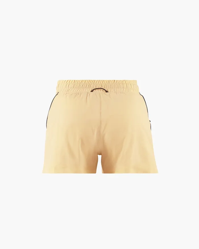 Laufey WoLightweight Shorts Chaya Sand Women Klttermusen Shorts