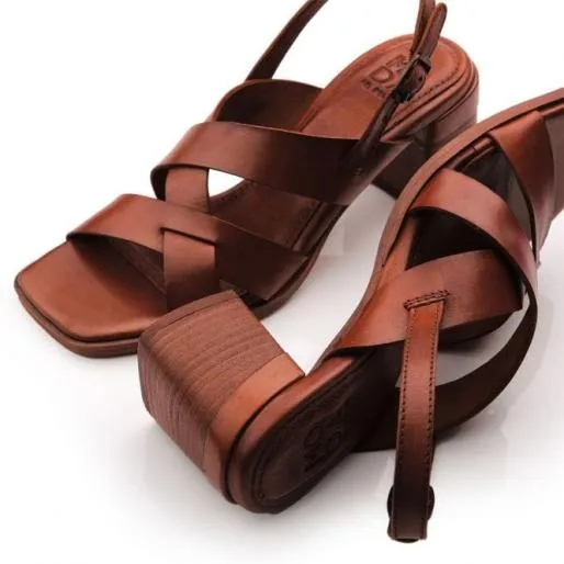 Leeana Tan Leather Women Moda In Pelle Heeled Sandals