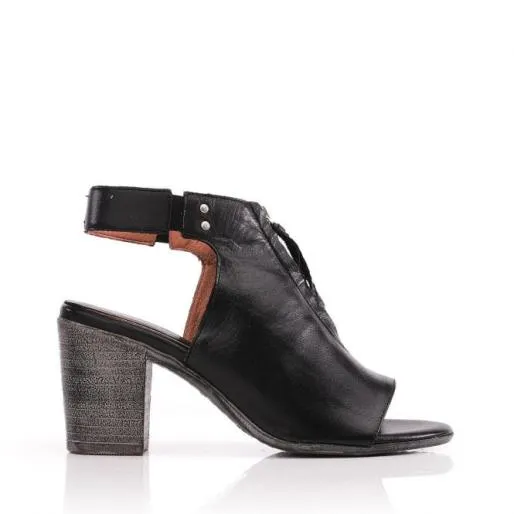 Mareen Black Leather Women Moda In Pelle Heeled Sandals