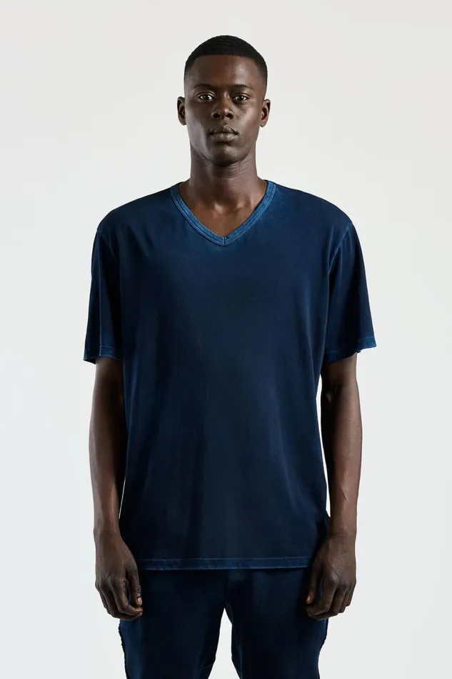 Men Classic VNeck Tee Vintage Navy COTTON CITIZEN TShirts