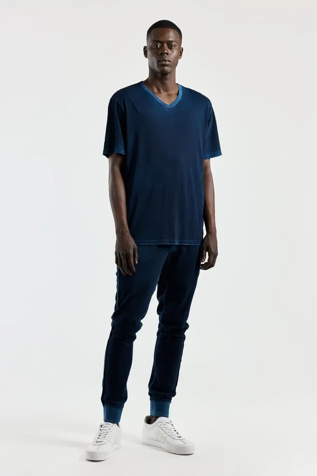 Men Classic VNeck Tee Vintage Navy COTTON CITIZEN TShirts Men Classic VNeck Tee Vintage Navy COTTON CITIZEN TShirts