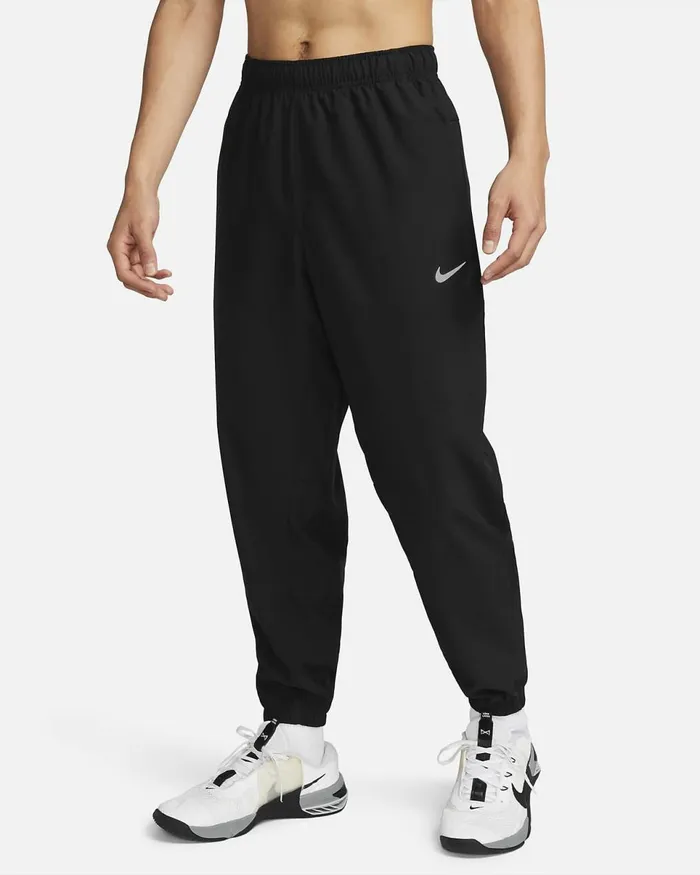 Men Form Blackblack Nike Trousers And Tights