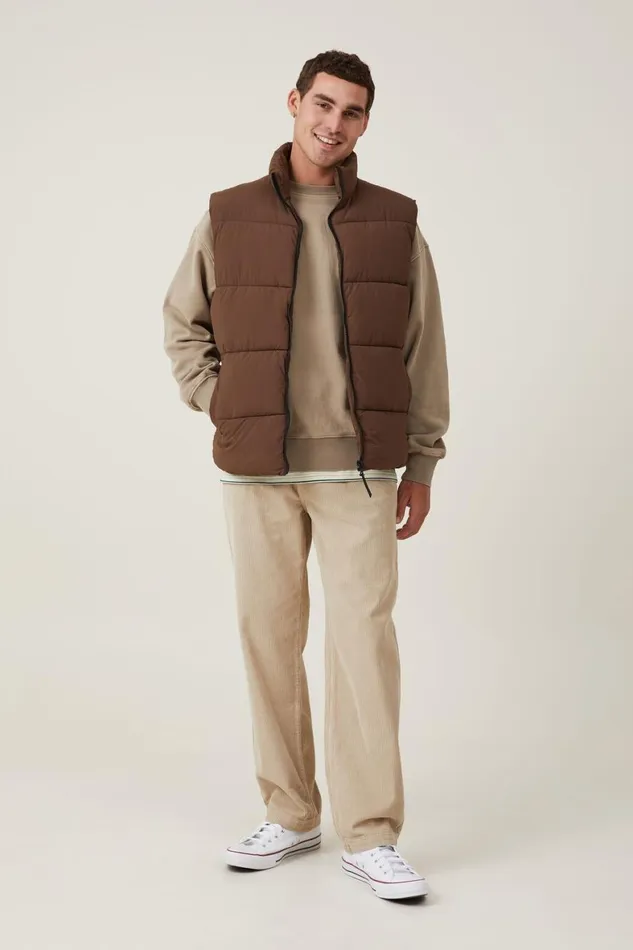 Men Jackets Cotton On Recycled Puffer Vest Chocolate