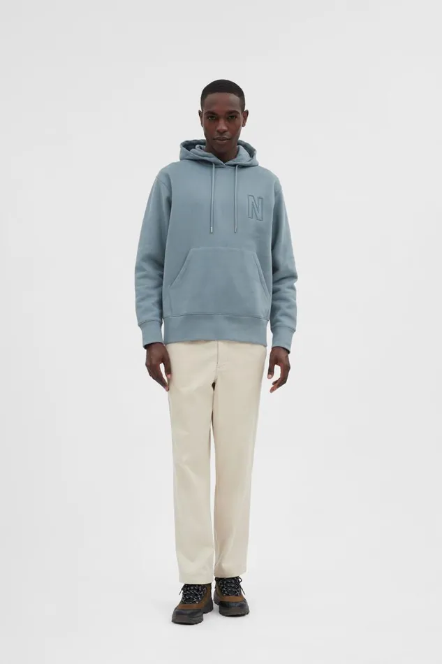 Men Norse Projects Sweatshirts Arne Relaxed Fleece N Logo Hoodie Dark Ice Blue