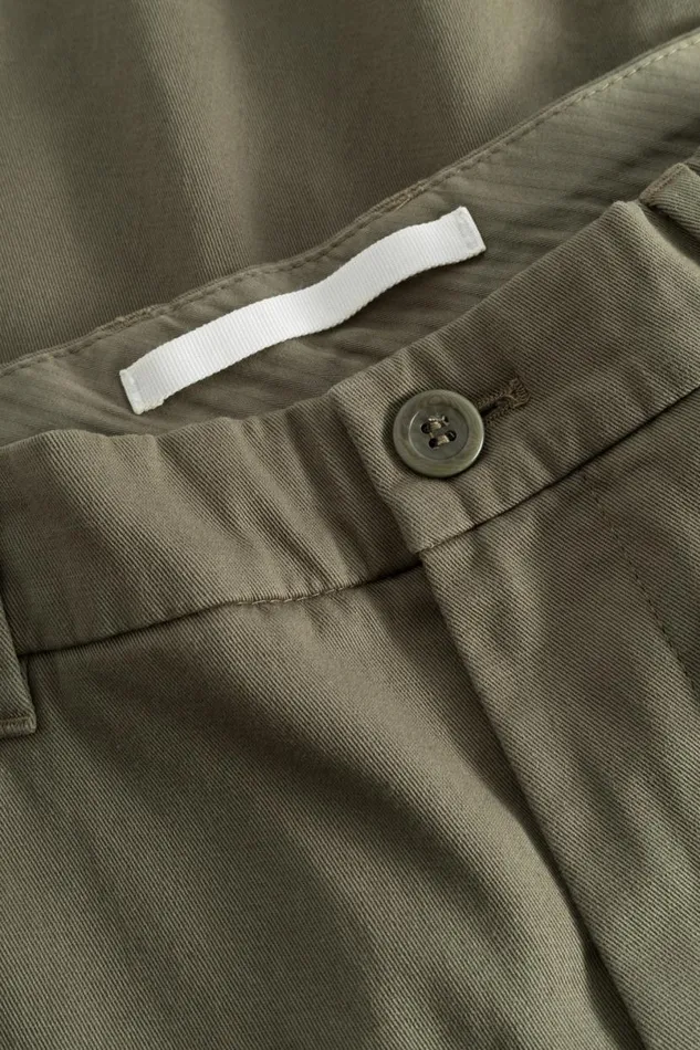 Men Norse Projects Trousers Aros Regular Light Stretch Chino Sediment Green