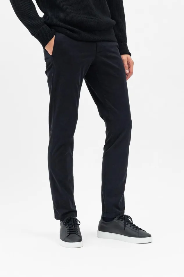Men Norse Projects Trousers Aros Slim Italian Brushed Twill Chino Black