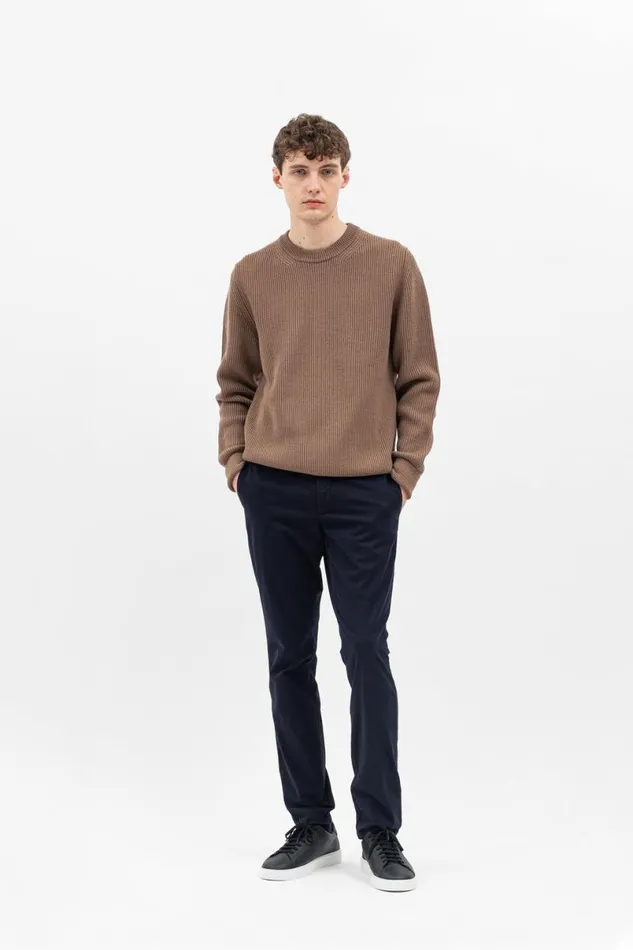 Men Norse Projects Trousers Aros Slim Italian Brushed Twill Chino Dark Navy