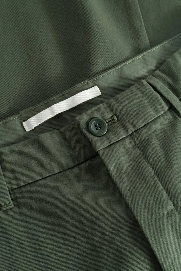 Men Norse Projects Trousers Aros Slim Light Stretch Chino Spruce Green