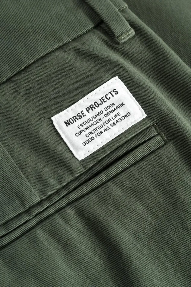 Men Norse Projects Trousers Aros Slim Light Stretch Chino Spruce Green