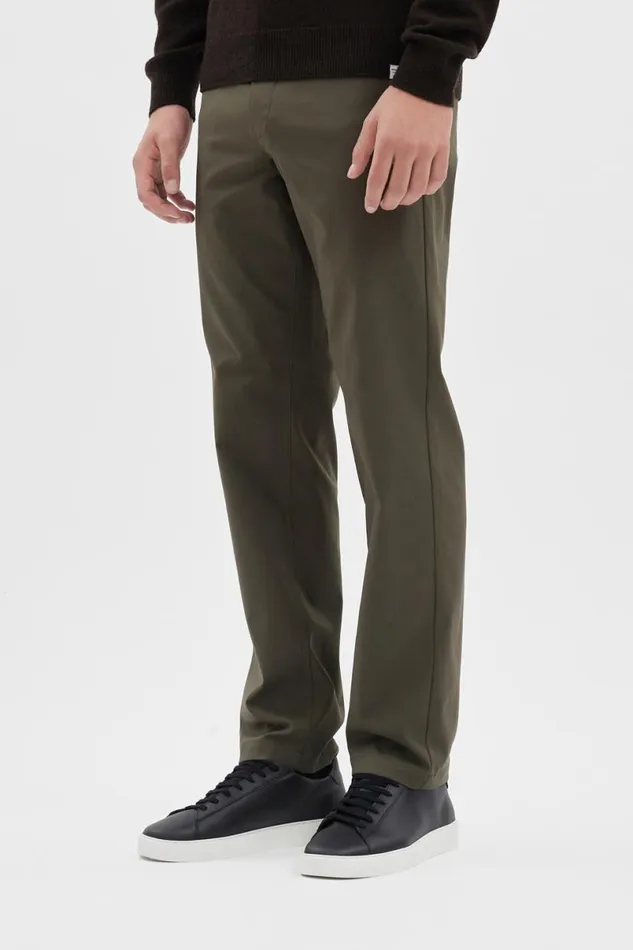 Men Norse Projects Trousers Aros Solotex Chino Beech Green