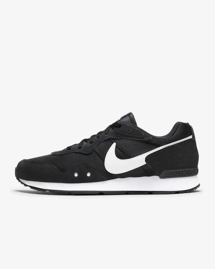Men Venture Runner Blackblackwhite Nike Lifestyle