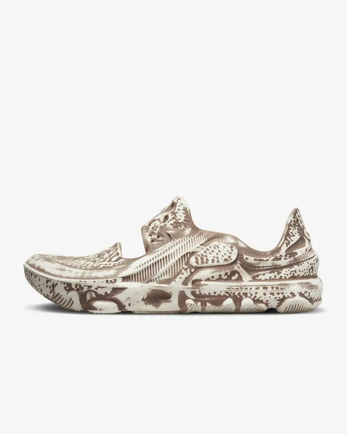 MenWomen Ispa Universal Naturalsummit Whitedesert Dust Nike Lifestyle