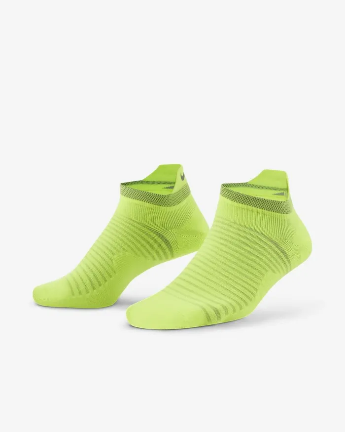 MenWomen Spark Lightweight Voltreflect Silver Nike Socks