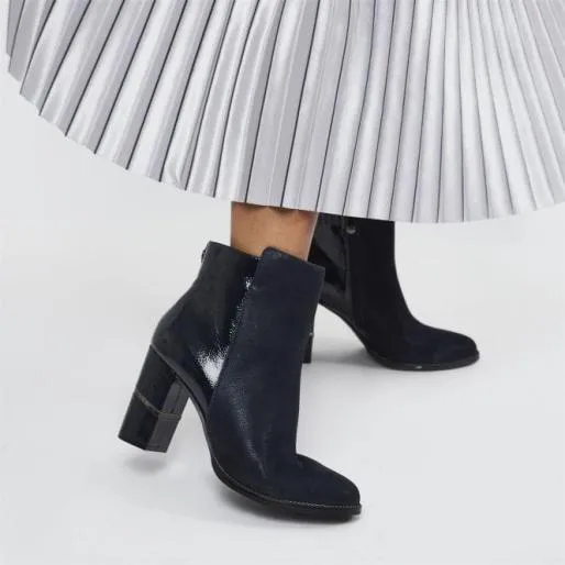Mirren Navy Protauras Women Moda In Pelle Ankle Boots