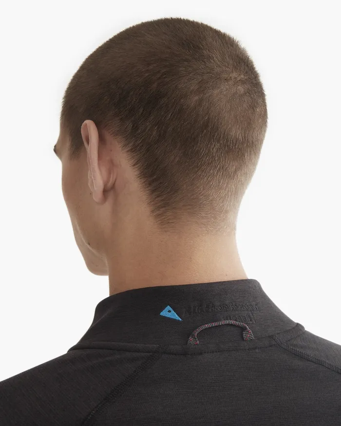 Njorun Crew Zip Raven Men Klttermusen Fleeces and Sweaters