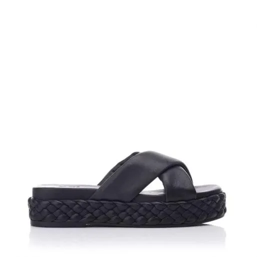 Oriole Black Leather Women Moda In Pelle Slider Sandals