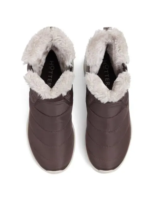Outdoor Boots Women Hotter Wander WR Boots Chocolate
