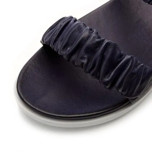 Pirensi Navy Leather Women Moda In Pelle Flat Sandals