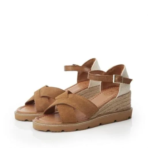 Priyaa Tan Suede Women Moda In Pelle Wedge Sandals