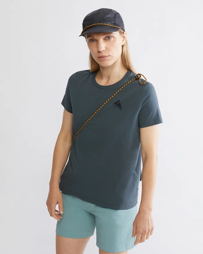 Runa Nomad Organic Cotton Short Sleeve Tee Thistle Blue Women Klttermusen TShirts Runa Nomad Organic Cotton Short Sleeve Tee Thistle Blue Women Klttermusen TShirts
