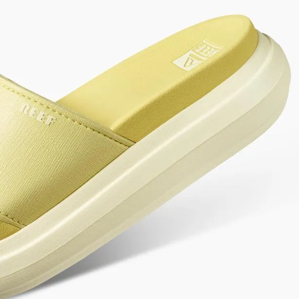 Sandals Women REEF Cushion Bondi Bay Sale Price