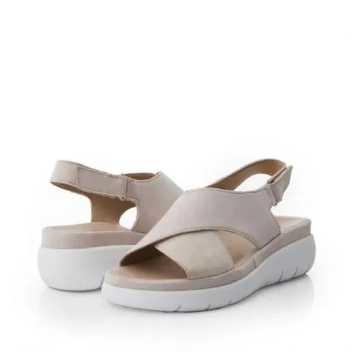 Sarita Cameo Suede Women Moda In Pelle Wedge Sandals