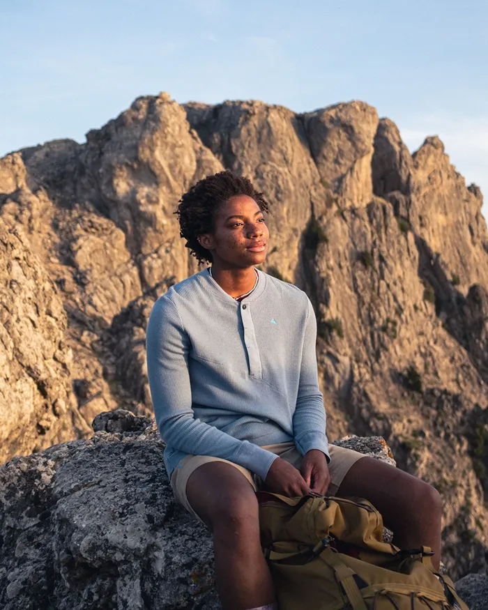 Snotra Long Sleeve Crewneck Faded Blue Women Klttermusen Fleeces and Sweaters Snotra Long Sleeve Crewneck Faded Blue Women Klttermusen Fleeces and Sweaters