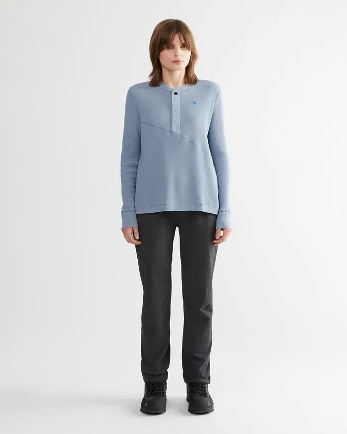 Snotra Long Sleeve Crewneck Faded Blue Women Klttermusen Fleeces and Sweaters
