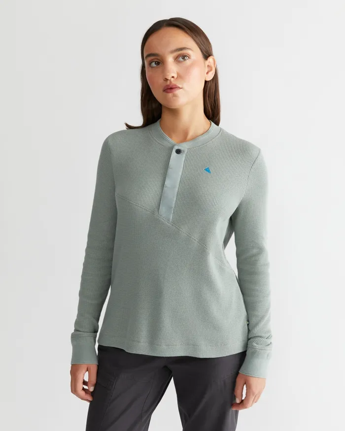 Snotra Long Sleeve Crewneck Faded Green Women Klttermusen Fleeces and Sweaters